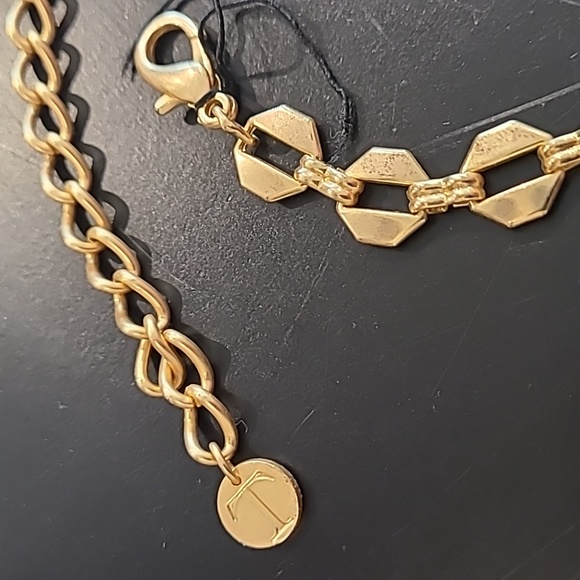 Talbots matte gold tone necklace with deep red beads. 18-21" - Picture 2 of 4